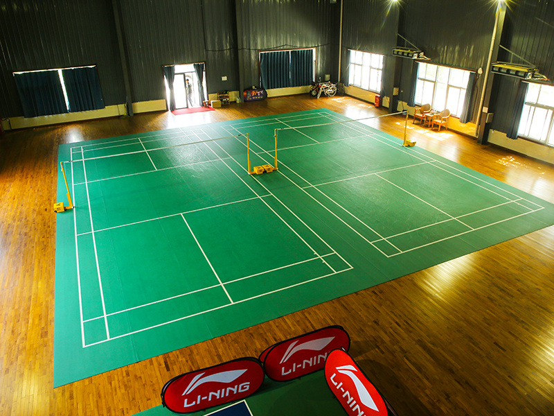 员工活动中心-羽毛球场